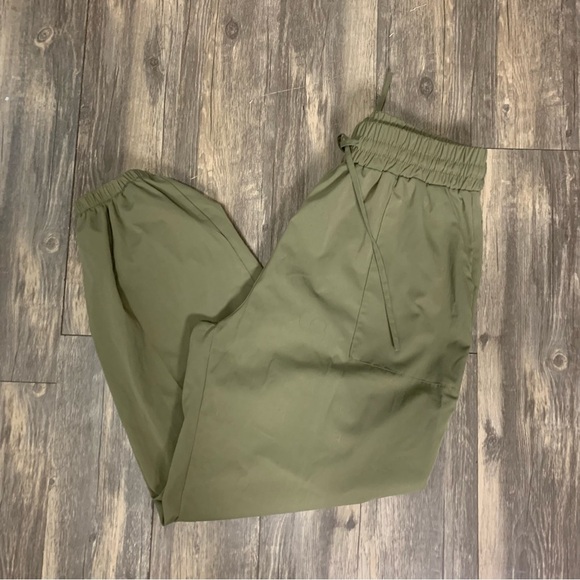 a q sport Pants - AQ sport womans Olive Green Women's  cargo Joggers